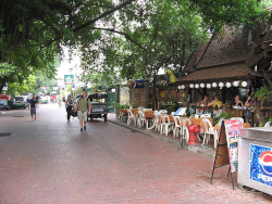 Soi Rambuttri Market