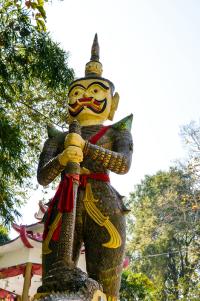 Wat_Doi_Khao_Kwai_08
